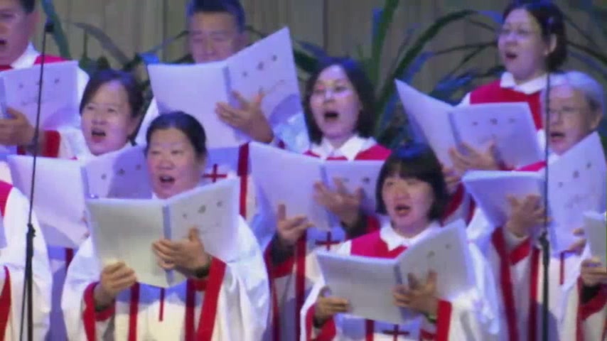 当向耶和华欢呼歌颂