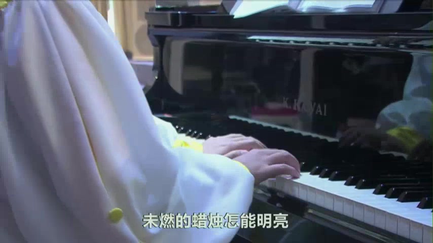 点燃的蜡烛